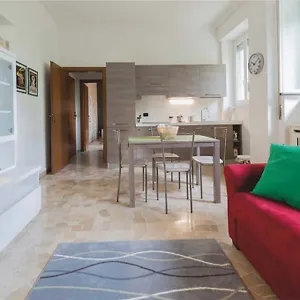 colletta-apartment.italymilanhotels.net/