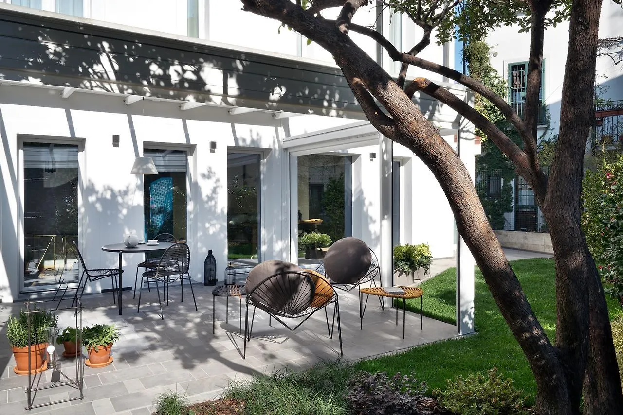 Conti Guest House Milán