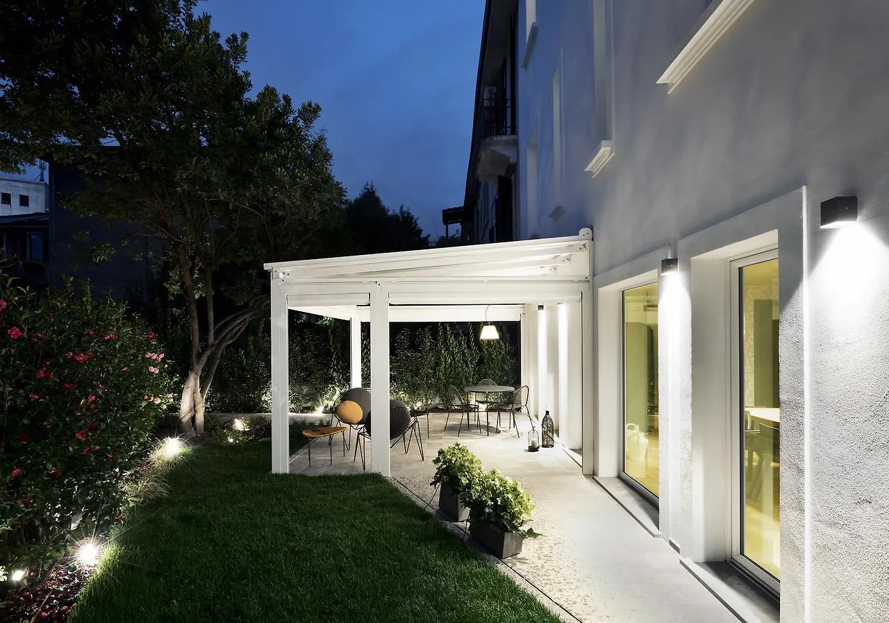 Bed & Breakfast Conti Guest House Milan